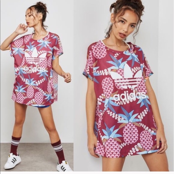 adidas Tops - Adidas top farm pineapple boxy tee New